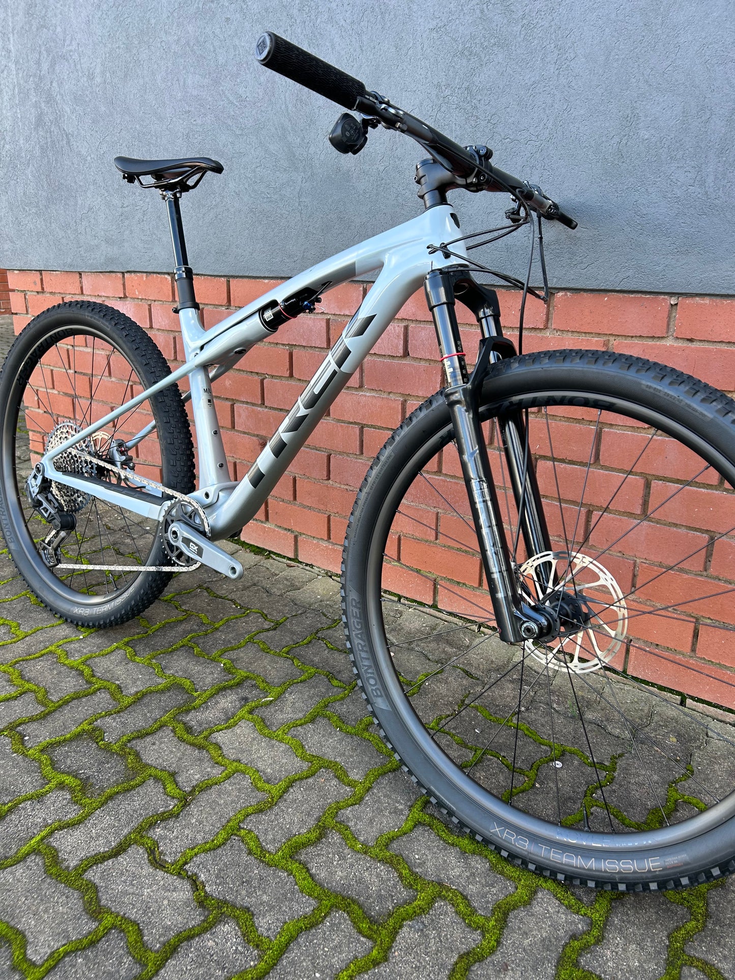 2024 Trek Supercaliber SL 9.7 AXS Gen 2 - Plasma Grey Pearl -M/L (Pre-Owned) - biket.co.za