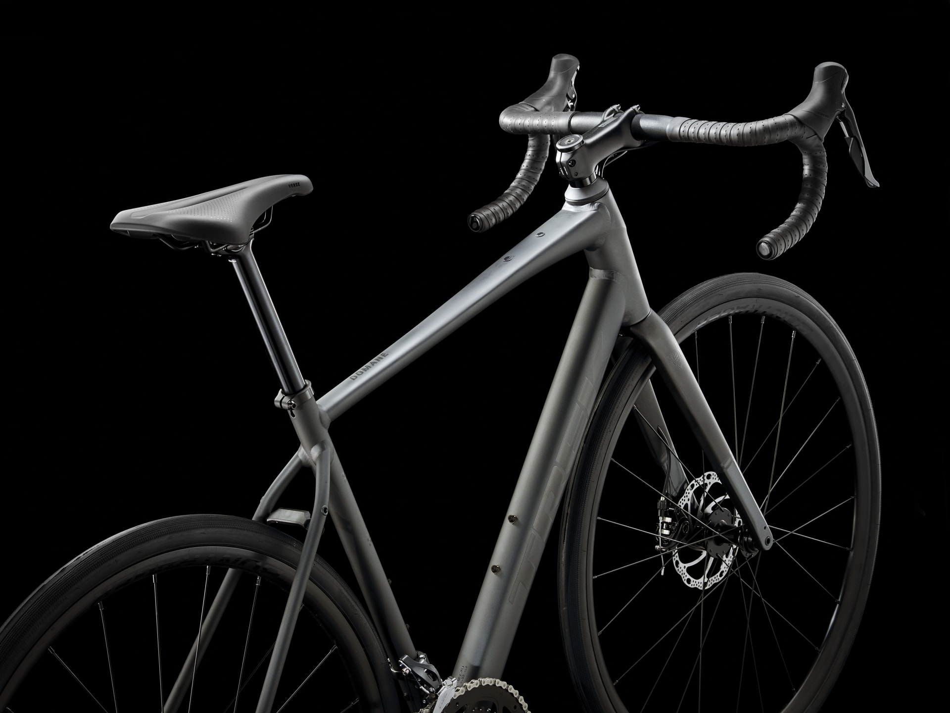 2026 Trek Domane AL 2 Gen 4 | Affordable Road Bikes in South