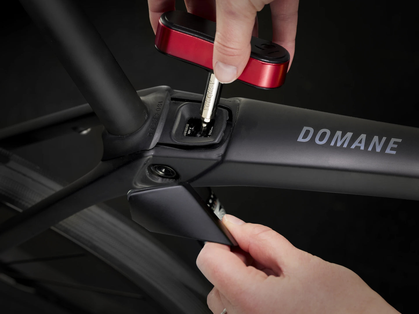 2024 Trek Domane SL 5 Gen 4 - Matte Deep Smoke - biket.co.za