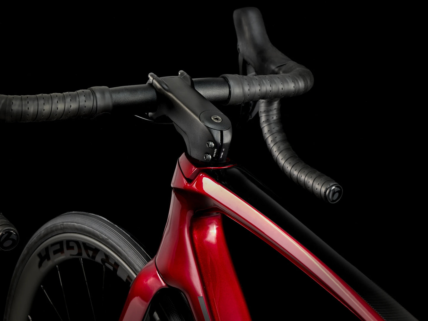 2024 Trek Émonda SL 6 - Crimson - biket.co.za