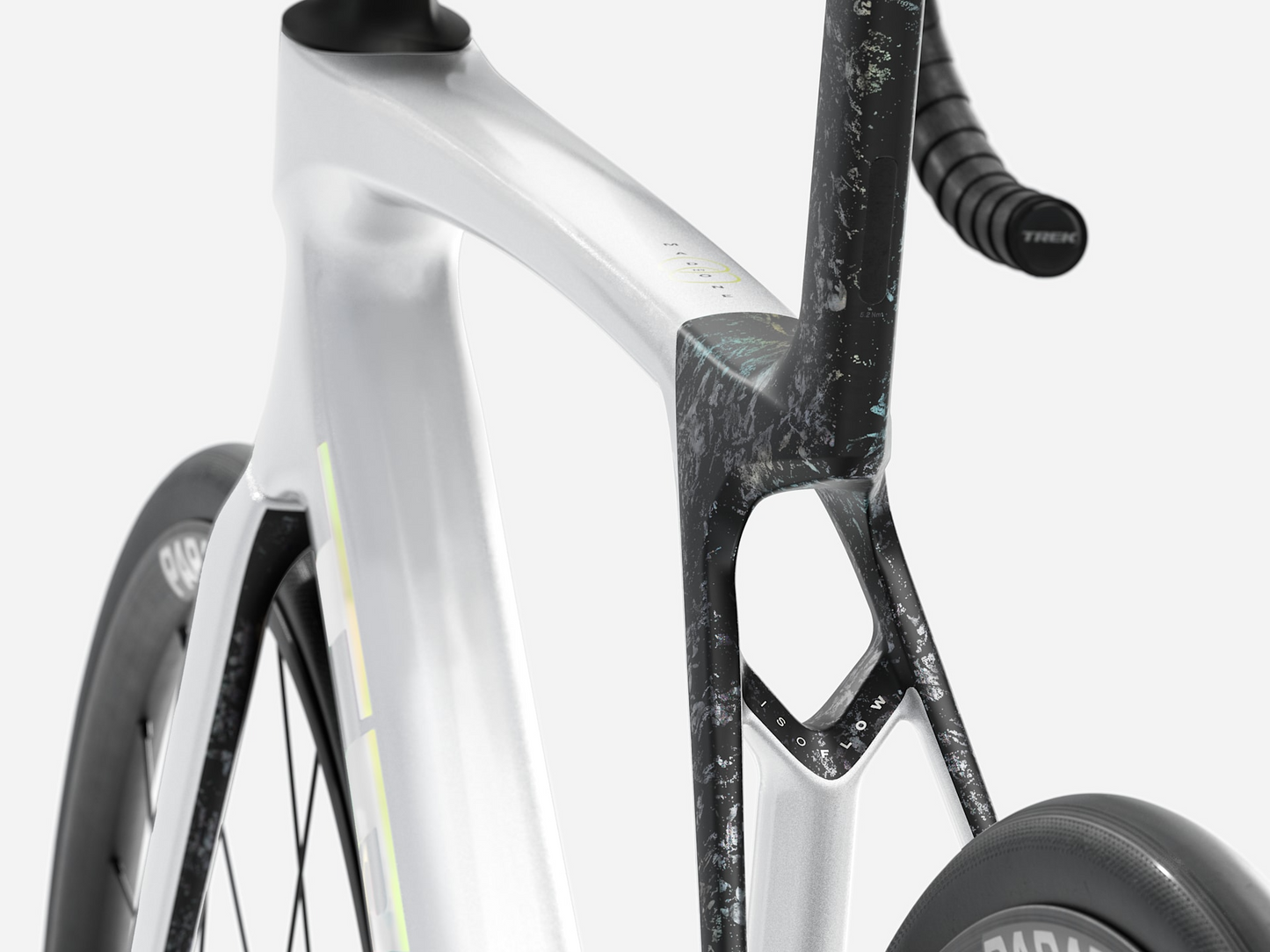 2026 Trek Madone SL 5 Gen 8 - Gloss Crystal White/Matte Deep Smoke - biket.co.za