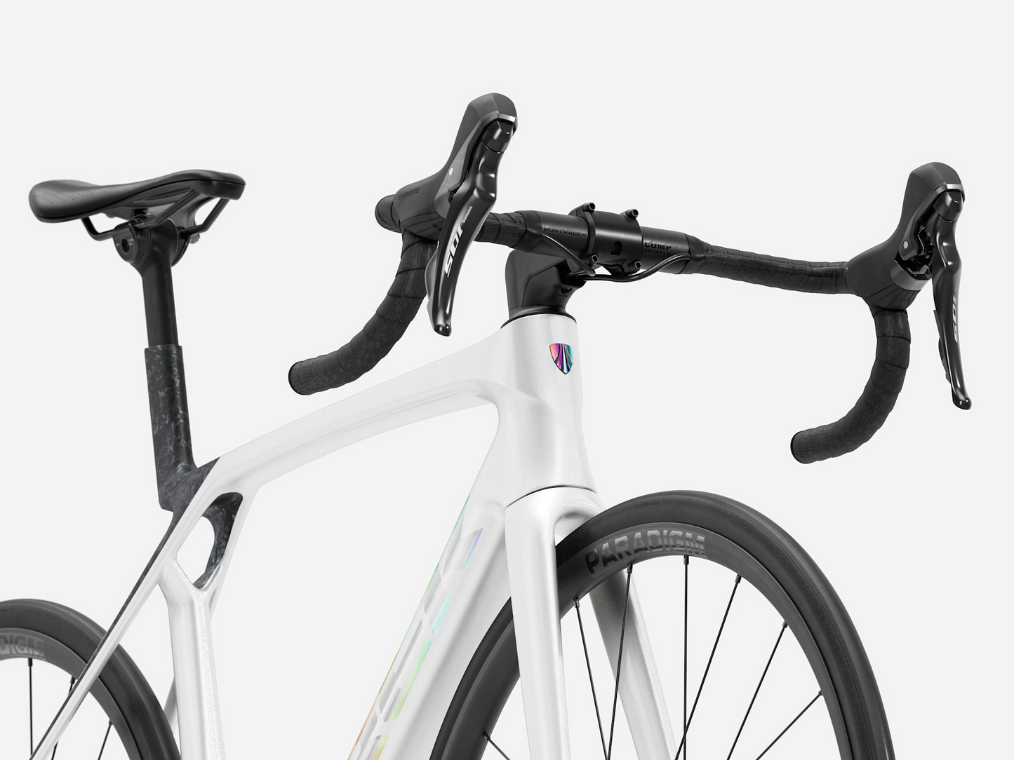 2026 Trek Madone SL 5 Gen 8 - Gloss Crystal White/Matte Deep Smoke - biket.co.za