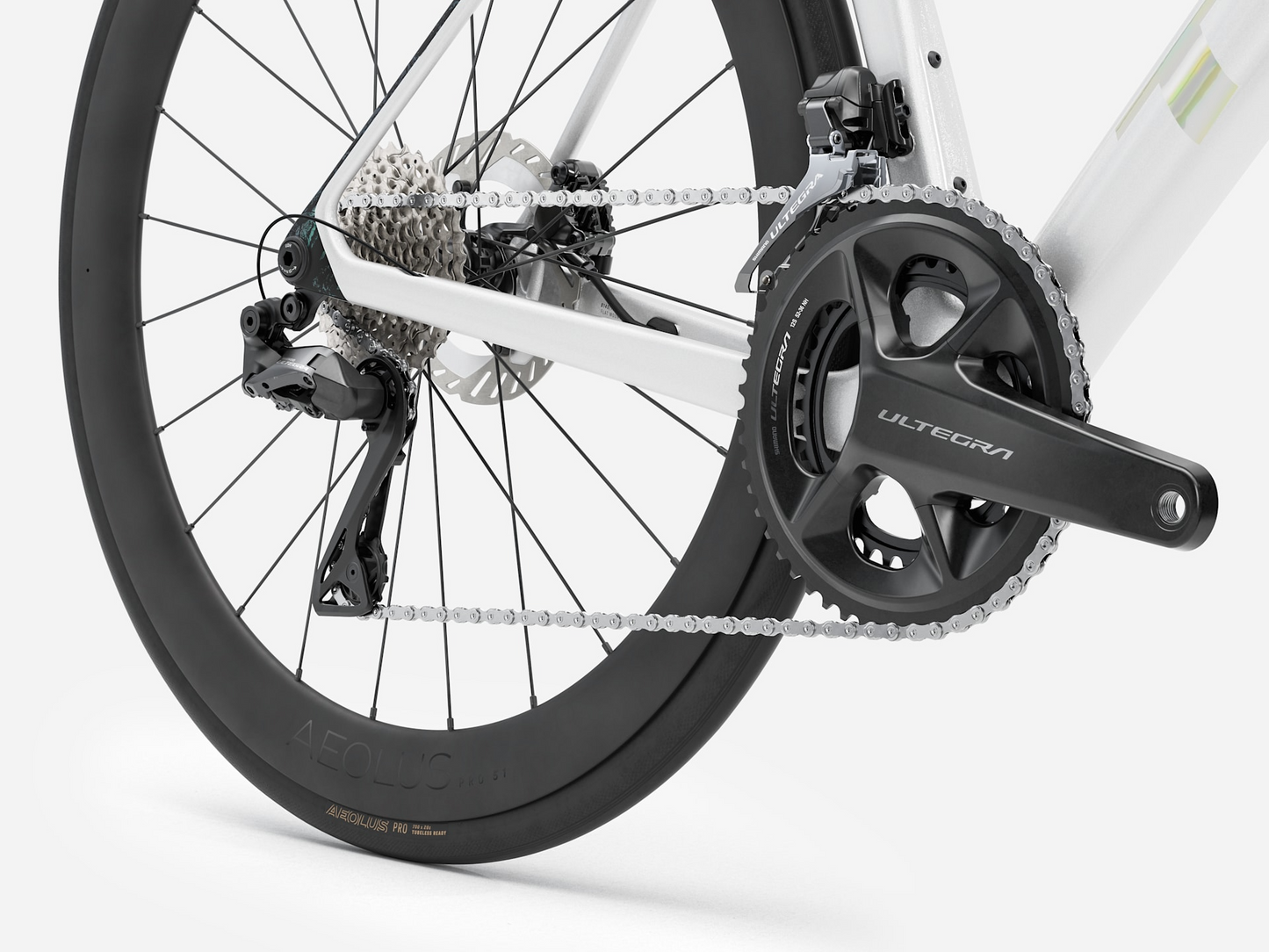 2026 Trek Madone SL 7 Gen 8 - Gloss Crystal White/Matte Deep Smoke - biket.co.za