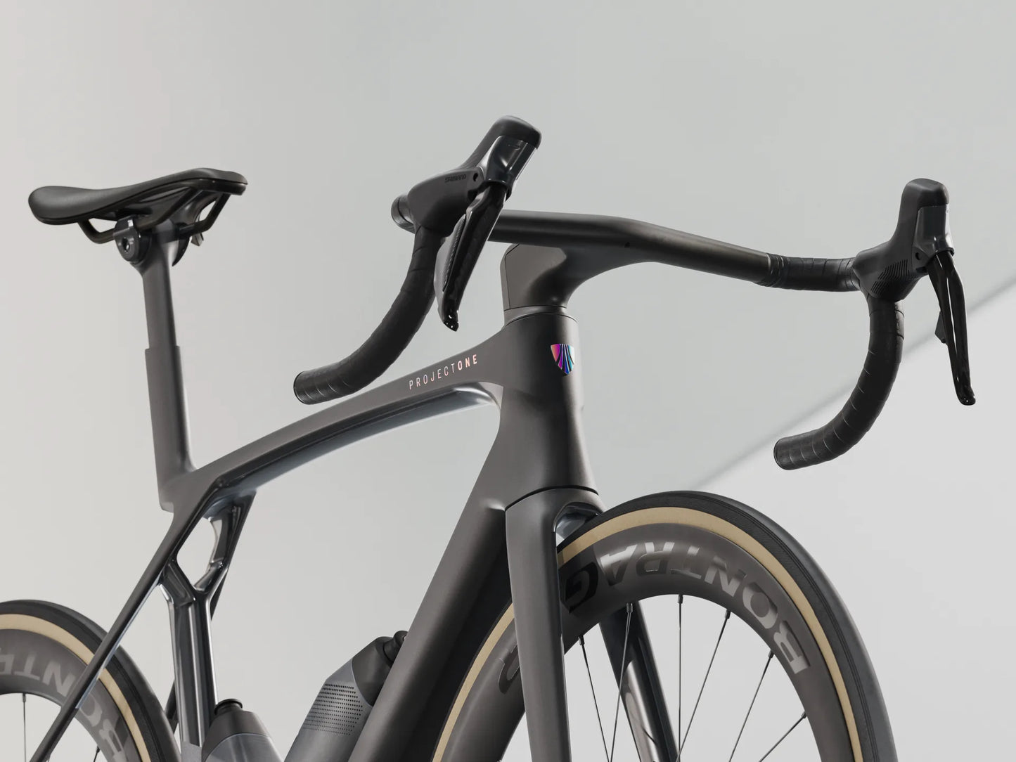 2025 Madone SLR 7 Gen 8 - biket.co.za