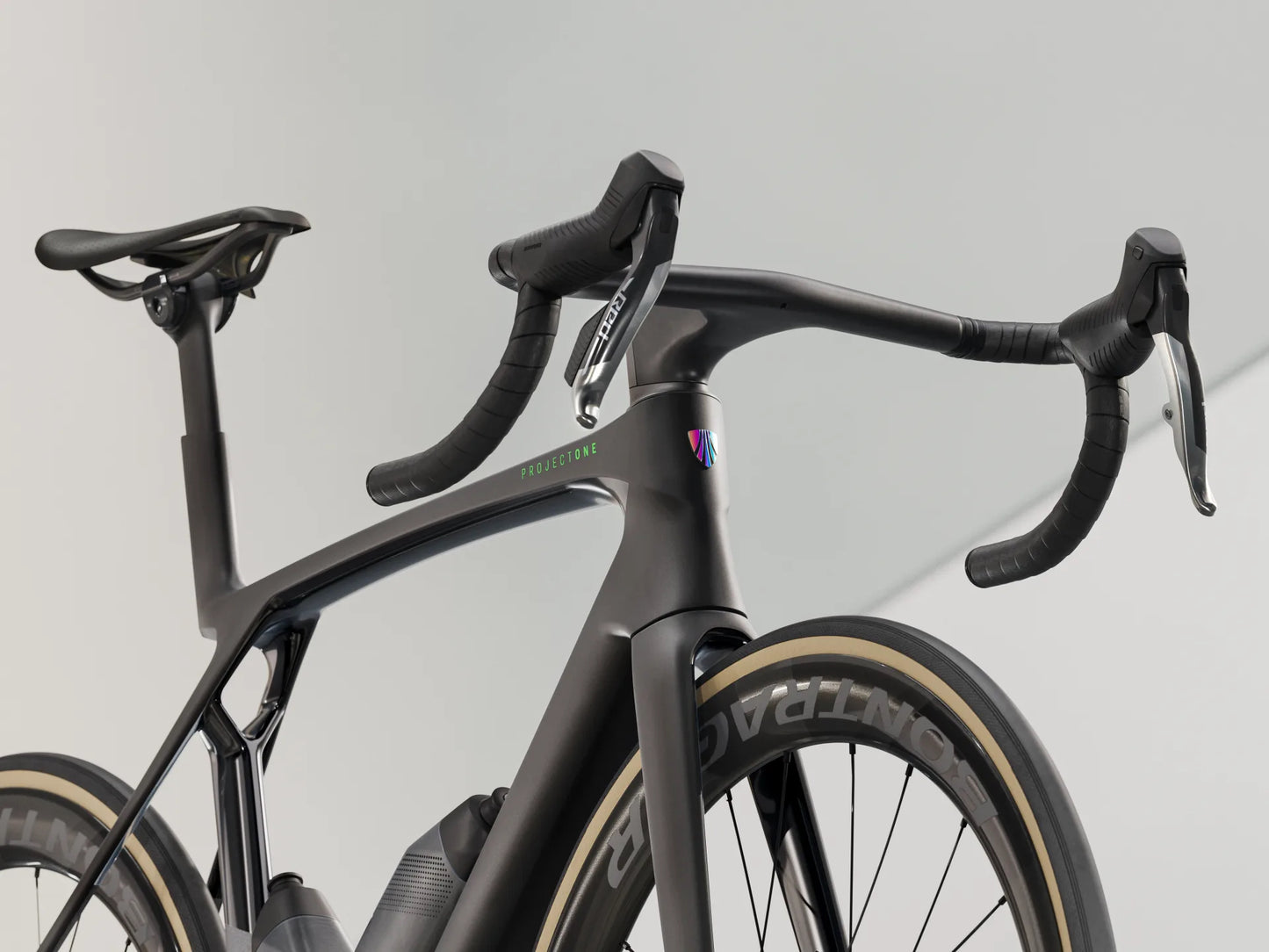 2025 Trek Madone SLR 9 AXS Gen 8 - biket.co.za