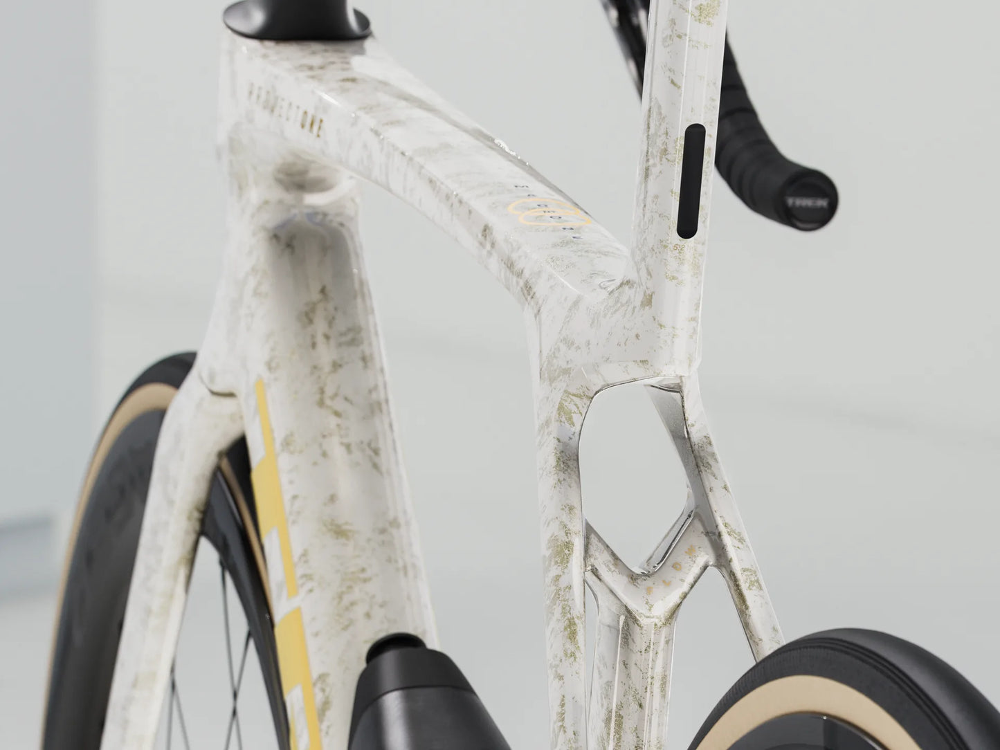 2025 Trek Madone SLR 9 AXS Gen 8 - biket.co.za