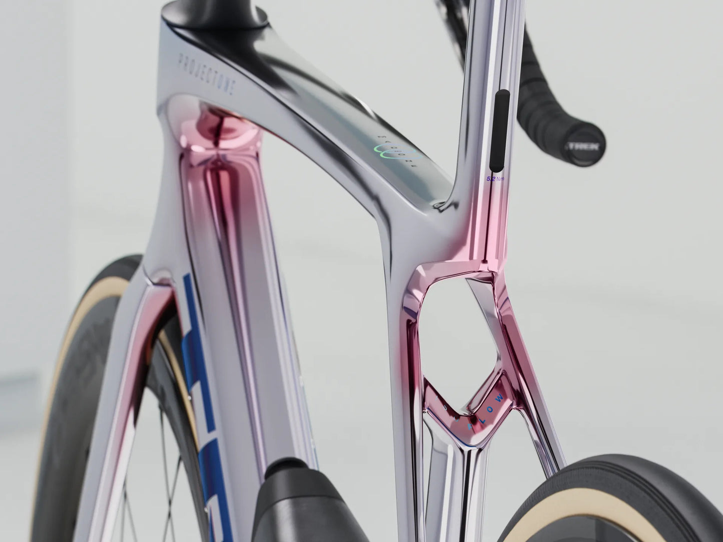 2025 Trek Madone SLR 9 AXS Gen 8 - biket.co.za