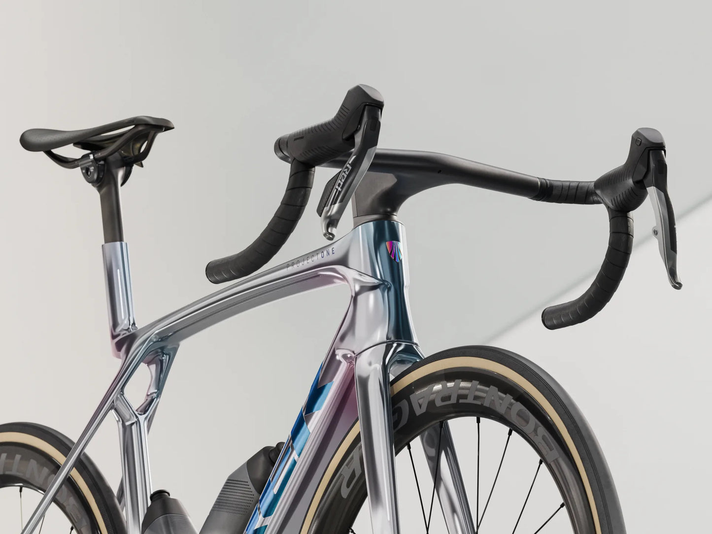 2025 Trek Madone SLR 9 AXS Gen 8 - biket.co.za