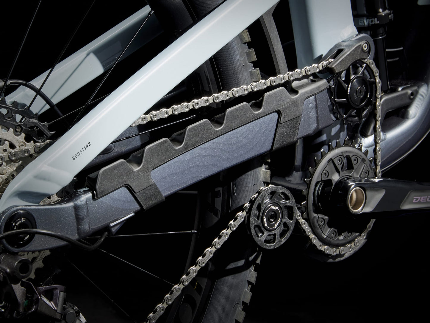 2024 Trek Slash 8 Gen 6 Plasma Grey Pearl - biket.co.za