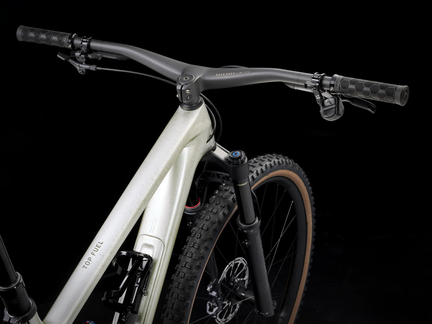 2025 Trek Top Fuel 9.8 GX AXS Gen 4- Lunar Silver - biket.co.za