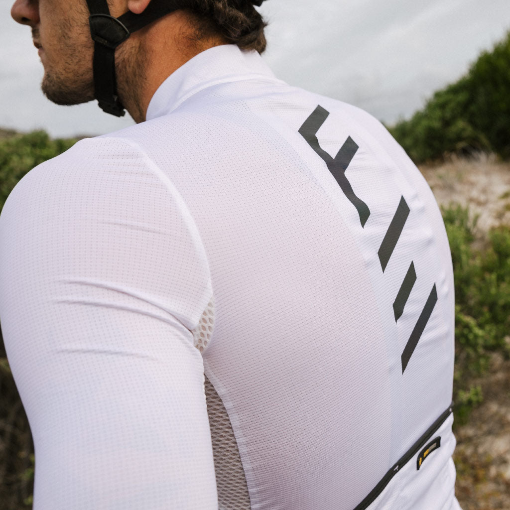 Ciovita Men's Apex Fusion Pro Fit Jersey (White) - biket.co.za