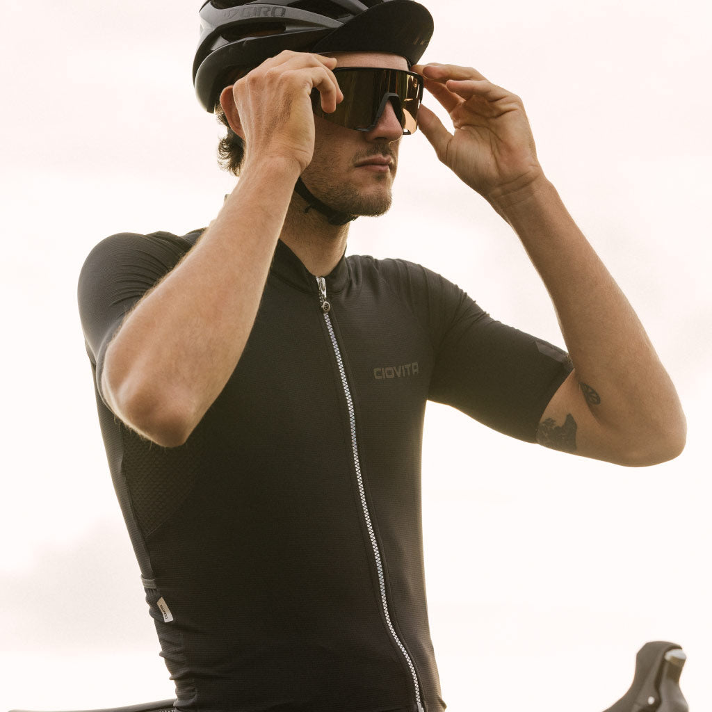 Men's Apex Fusion Pro Fit Jersey - Black – biket.co.za