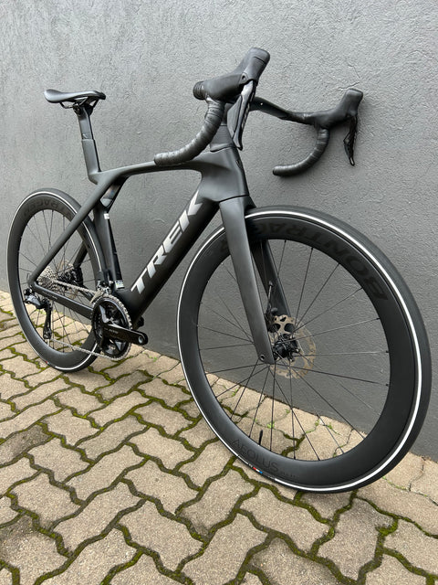 2023 Trek Madone SLR 6 - Gen 7 - Deep Smoke 54cm