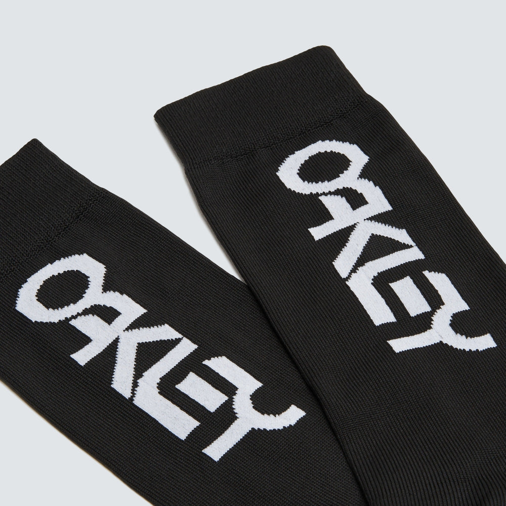 
                  
                    Oakley Factory Pilot MTB Socks- Blackout - biket.co.za
                  
                