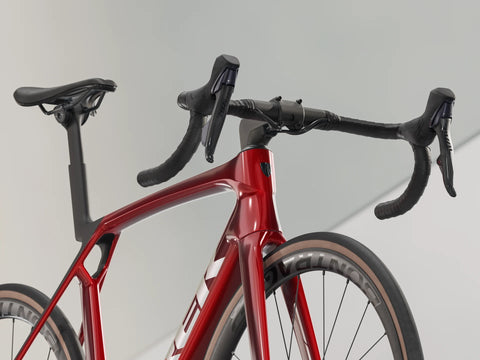 2025 Trek Madone SL 6 AXS Gen 8 - Crimson