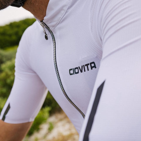 Ciovita Men's Apex Fusion Pro Fit Jersey (White) - biket.co.za