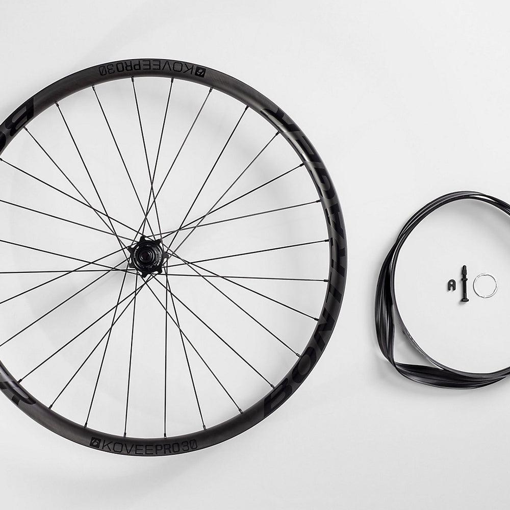 
                  
                    Bontrager Kovee Pro 30 TLR Boost 29" MTB Wheel - biket.co.za
                  
                