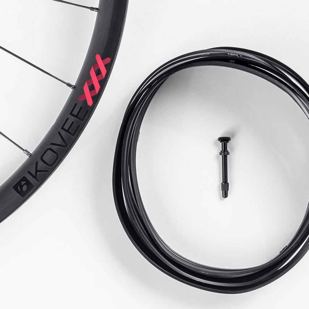 
                  
                    Bontrager Kovee XXX Boost TLR 29 MTB Wheel - biket.co.za
                  
                
