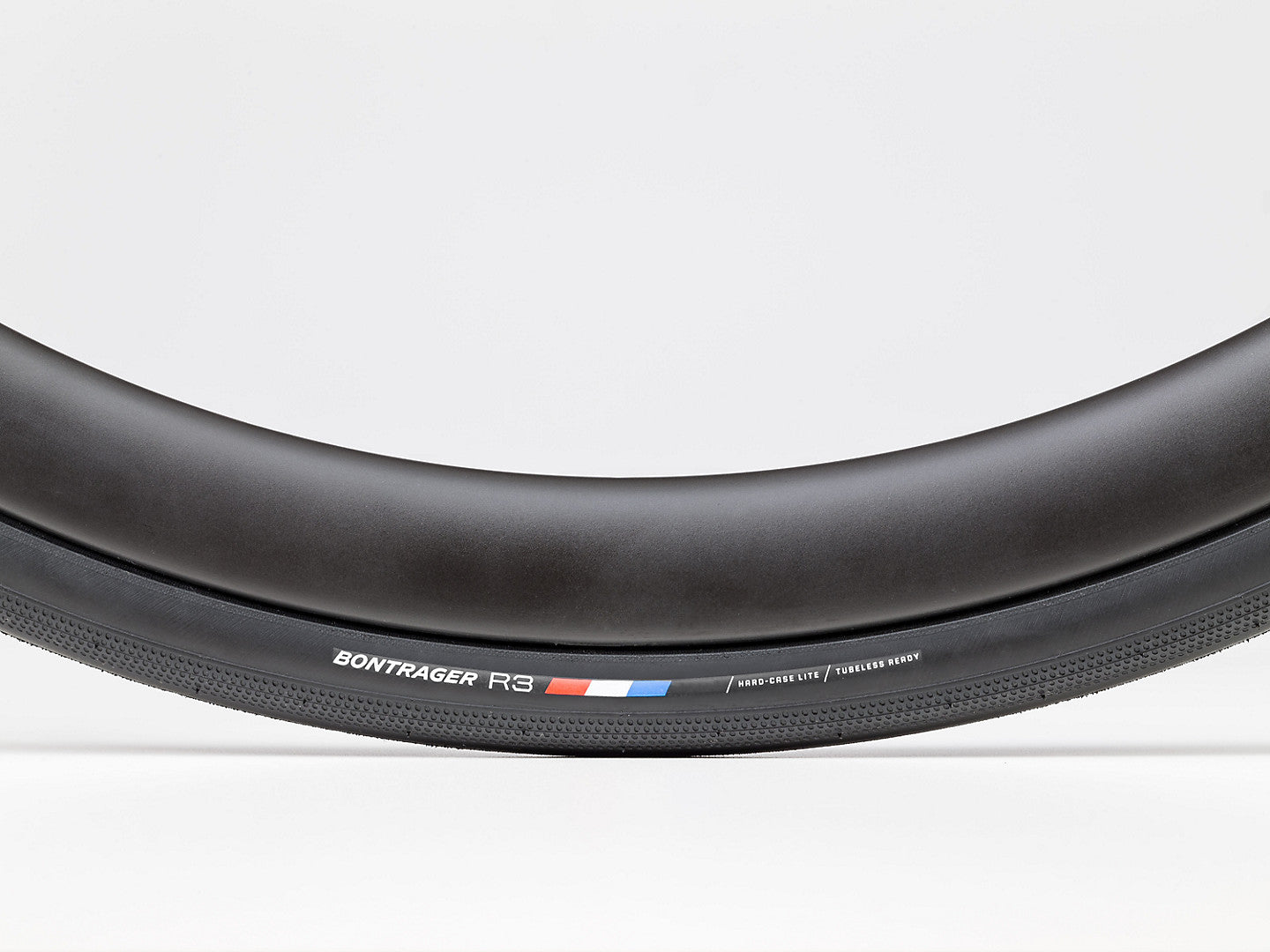 Bontrager R3 Hard-Case Lite TLR Road Tyre - biket.co.za