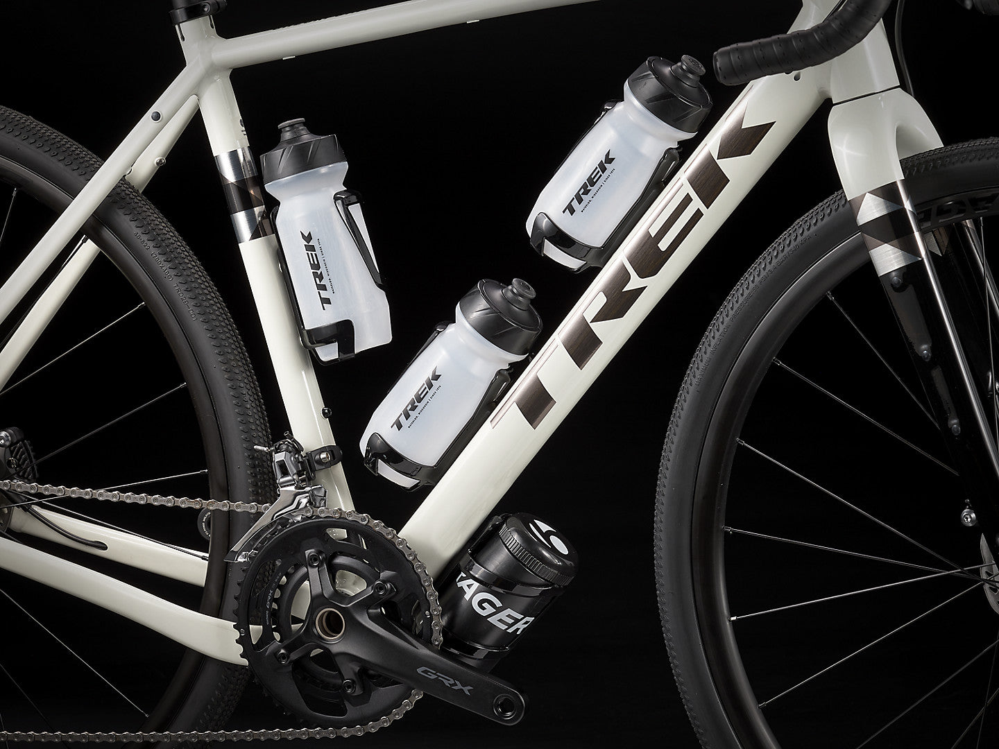 2023 Checkpoint ALR 5 - Era White/Trek Black - biket.co.za