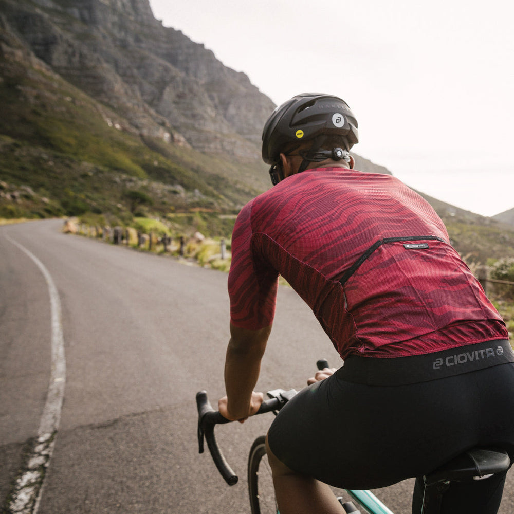 
                  
                    Ciovita Men's Strata Race Fit Jersey (Bloodstone) - biket.co.za
                  
                