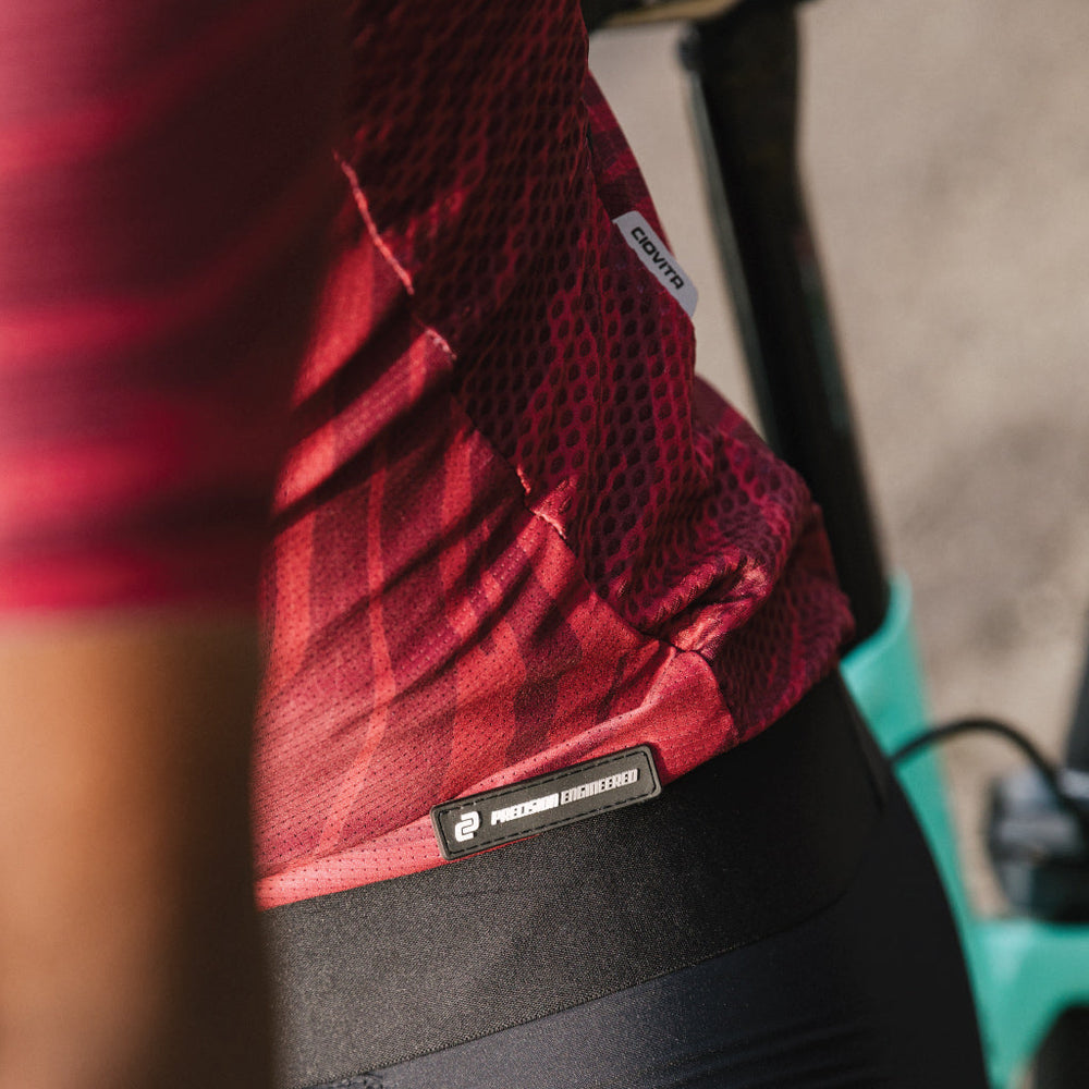 
                  
                    Ciovita Men's Strata Race Fit Jersey (Bloodstone) - biket.co.za
                  
                