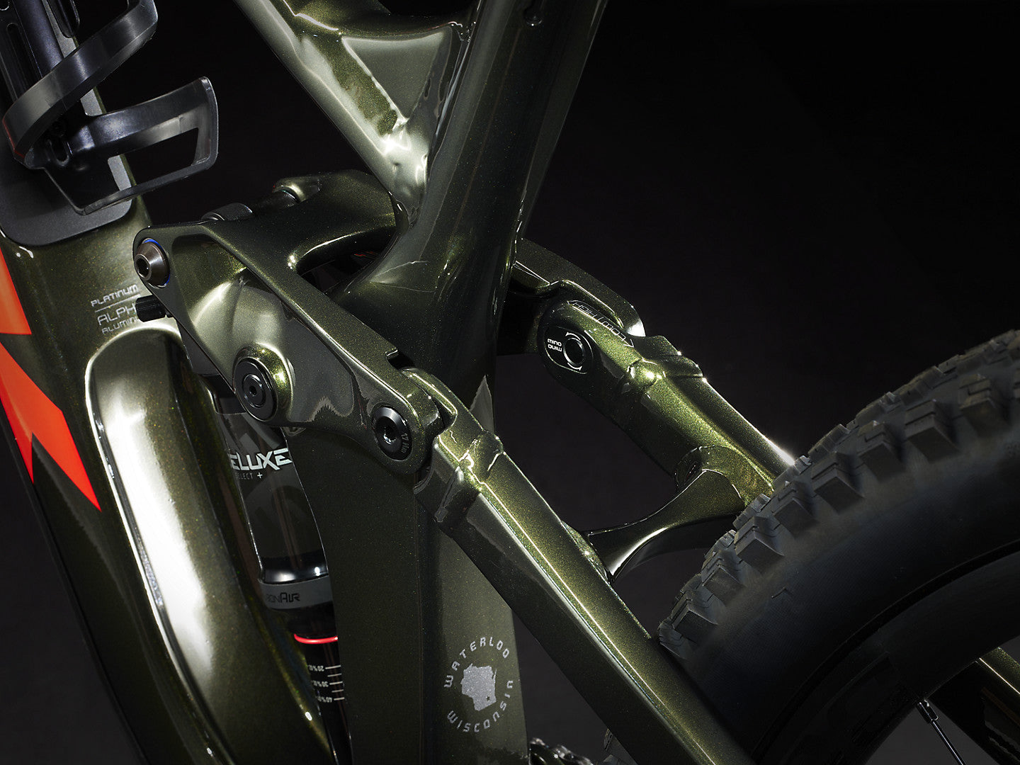 2022 Trek Slash 7 - Small - biket.co.za